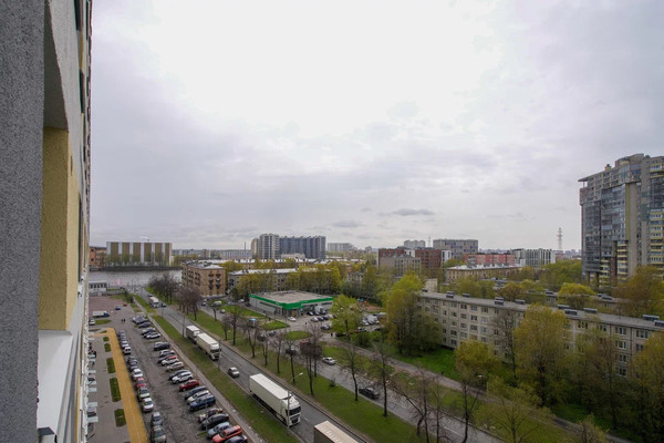Продам однокомнатную (1-комн.) квартиру, Большевиков пр-кт, 68к1, Санкт-Петербург г