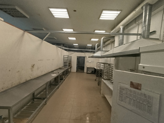 Продам коммерческое помещение 249 м2, Горького ул, 50, Калининград г