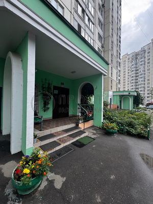 Продам однокомнатную (1-комн.) квартиру, Лебедянская ул, 32, Москва г