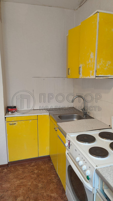 Продам однокомнатную (1-комн.) квартиру, Донецкая ул, 18к2, Москва г