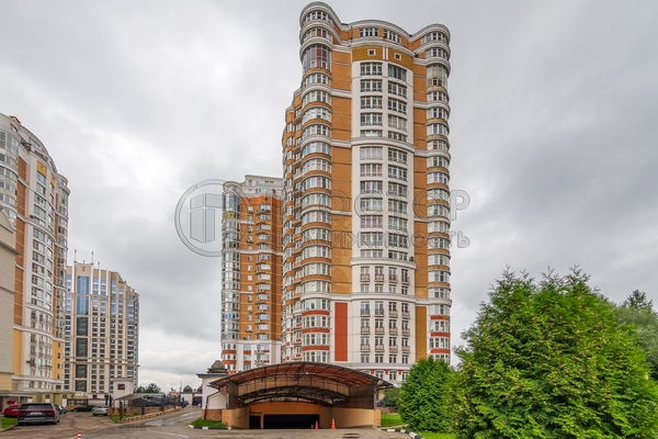 Продам многокомнатную квартиру, Староволынская ул, 12к4, Москва г
