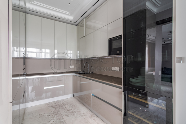 Продам многокомнатную квартиру, Староволынская ул, 12к4, Москва г