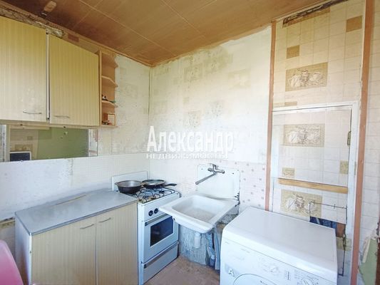 Продам многокомнатную квартиру, Культуры пр-кт, 11к3, Санкт-Петербург г