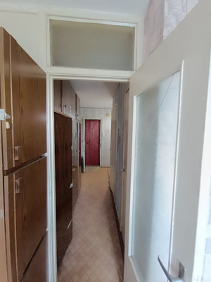 Продам однокомнатную (1-комн.) квартиру, Урицкого пр-кт, 99, Луга г