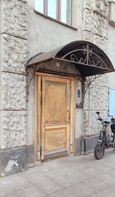 Продам комнату в 6-комн. квартире, Свечной пер, 27А, Санкт-Петербург г