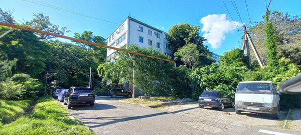 Продам трехкомнатную (3-комн.) квартиру, Горная ул, 3, Агой с