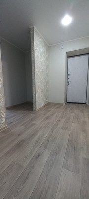 Продам трехкомнатную (3-комн.) квартиру, Горная ул, 3, Агой с