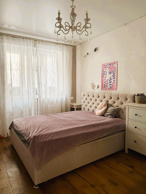 Продам трехкомнатную (3-комн.) квартиру, им. Яна Полуяна ул, 51/1, Краснодар г