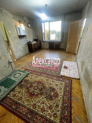 Продам двухкомнатную (2-комн.) квартиру, Ленинский пр-кт, 130/6, Санкт-Петербург г