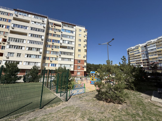 Продам однокомнатную (1-комн.) квартиру, Балаклавская ул, 73кд, Симферополь г