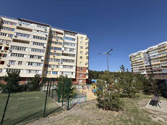 Продам однокомнатную (1-комн.) квартиру, Балаклавская ул, 73кд, Симферополь г