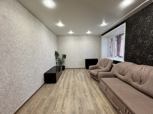 Продам двухкомнатную (2-комн.) квартиру, Володарского ул, 66Б, Брянск г