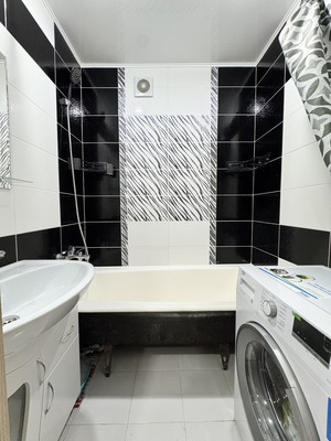 Продам двухкомнатную (2-комн.) квартиру, Володарского ул, 66Б, Брянск г