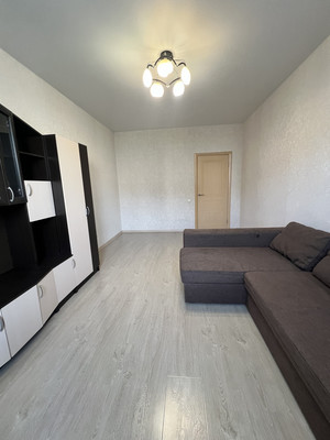 Продам однокомнатную (1-комн.) квартиру, Крымская ул, 7, Раменское г