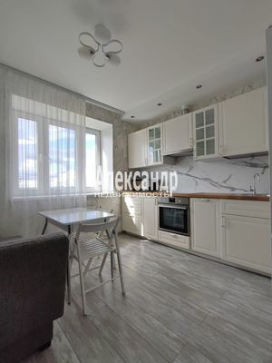 Продам однокомнатную (1-комн.) квартиру, Кондратьевский пр-кт, 62к7, Санкт-Петербург г