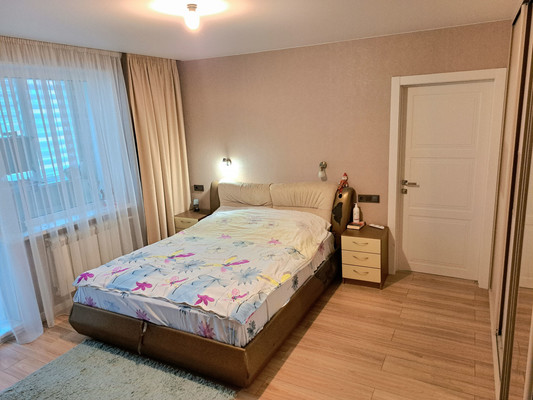 Продам двухкомнатную (2-комн.) квартиру, Кирова (Центральный мкр.) ул, 5к1, Домодедово г