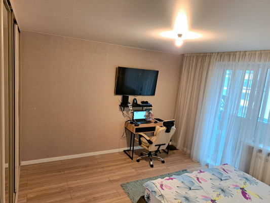 Продам двухкомнатную (2-комн.) квартиру, Кирова (Центральный мкр.) ул, 5к1, Домодедово г