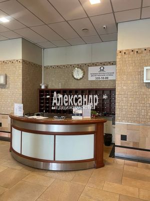 Продам многокомнатную квартиру, Песочная наб, 40, Санкт-Петербург г