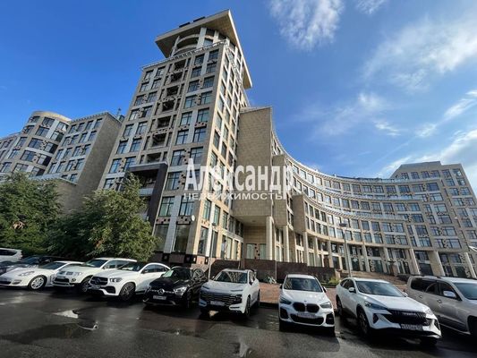 Продам многокомнатную квартиру, Песочная наб, 40, Санкт-Петербург г