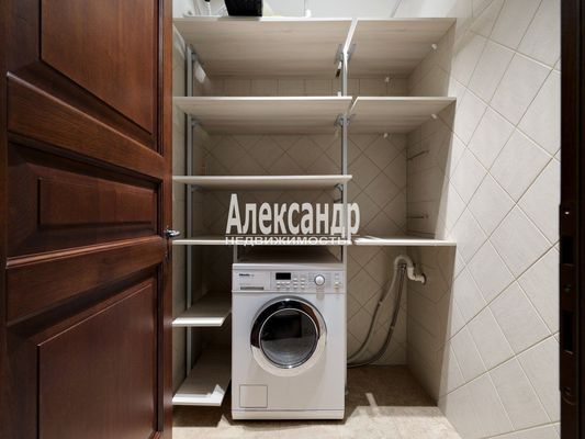 Продам многокомнатную квартиру, Песочная наб, 40, Санкт-Петербург г