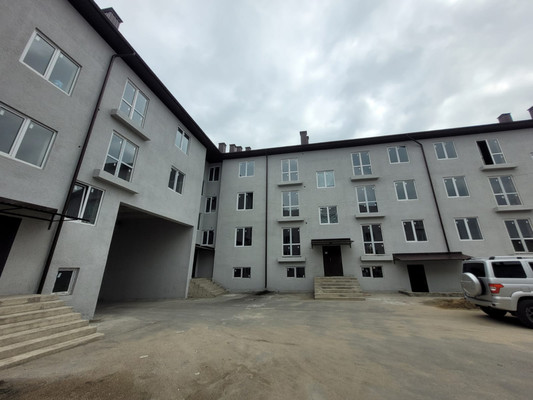 Продам двухкомнатную (2-комн.) квартиру, Адыгейская ул, 1к2, Нартан с