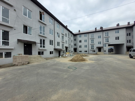 Продам двухкомнатную (2-комн.) квартиру, Адыгейская ул, 1к2, Нартан с