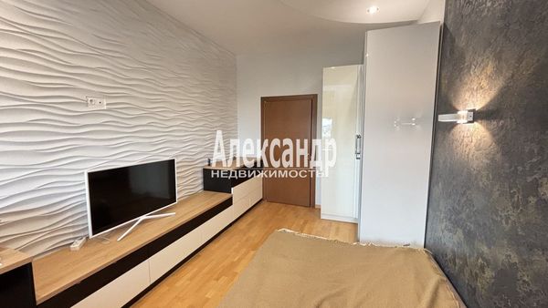 Продам трехкомнатную (3-комн.) квартиру, Республиканская ул, 6, Санкт-Петербург г