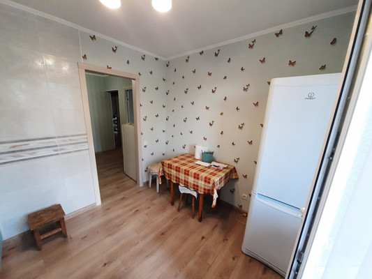 Продам двухкомнатную (2-комн.) квартиру, Дружбы ул, 4, Меньшово д