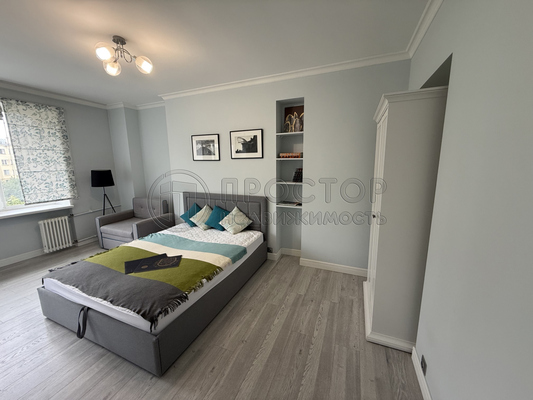 Продам однокомнатную (1-комн.) квартиру, Ефремова ул, 20, Москва г
