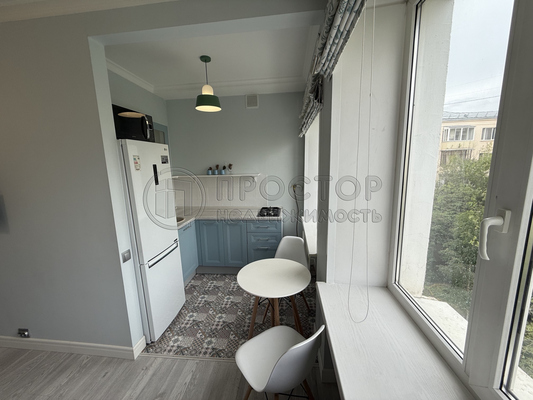 Продам однокомнатную (1-комн.) квартиру, Ефремова ул, 20, Москва г