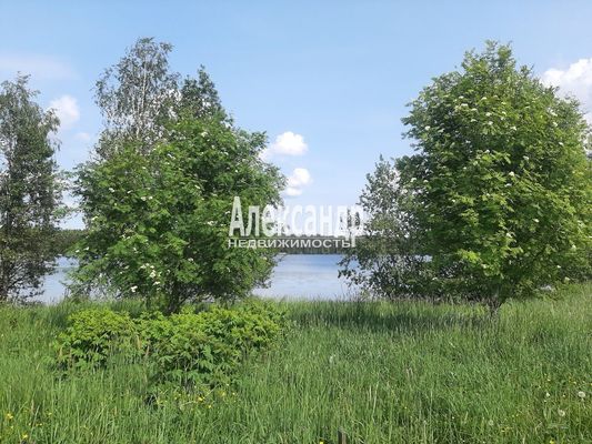 Продам дом, Гусиная ул, Приладожское п, 127 км от города