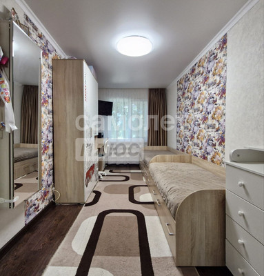 Продам двухкомнатную (2-комн.) квартиру, Краснодарская ул, 240, Славянск-на-Кубани г
