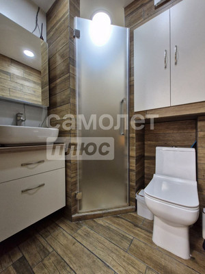 Продам двухкомнатную (2-комн.) квартиру, Краснодарская ул, 240, Славянск-на-Кубани г