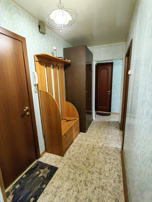 Продам двухкомнатную (2-комн.) квартиру, Кутузовский (Центральный мкр.) проезд, 18, Домодедово г