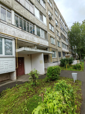 Продам двухкомнатную (2-комн.) квартиру, Кутузовский (Центральный мкр.) проезд, 18, Домодедово г