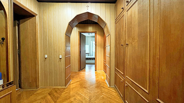 Продам трехкомнатную (3-комн.) квартиру, 3-я Гражданская ул, 54, Москва г