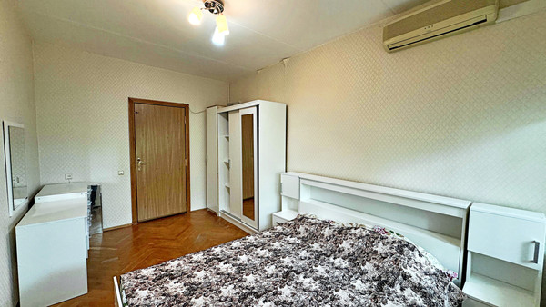 Продам трехкомнатную (3-комн.) квартиру, 3-я Гражданская ул, 54, Москва г