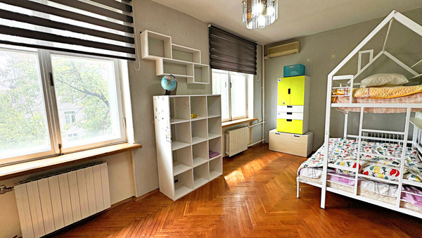 Продам трехкомнатную (3-комн.) квартиру, 3-я Гражданская ул, 54, Москва г