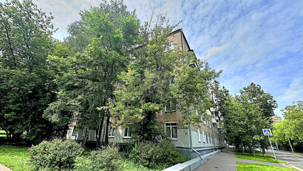 Продам трехкомнатную (3-комн.) квартиру, 3-я Гражданская ул, 54, Москва г