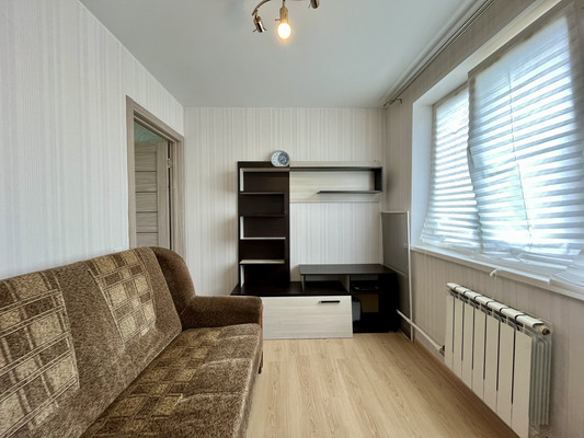 Продам двухкомнатную (2-комн.) квартиру, им А.Маркова мкр, 19, Дмитров г