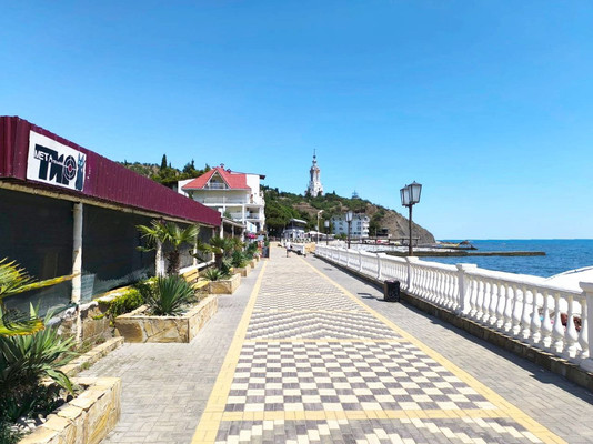 Продам двухкомнатную (2-комн.) квартиру, Генеральская ул, 9, Малореченское с