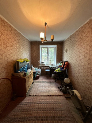 Продам трехкомнатную (3-комн.) квартиру, Спартаковская ул, 16а, Химки г