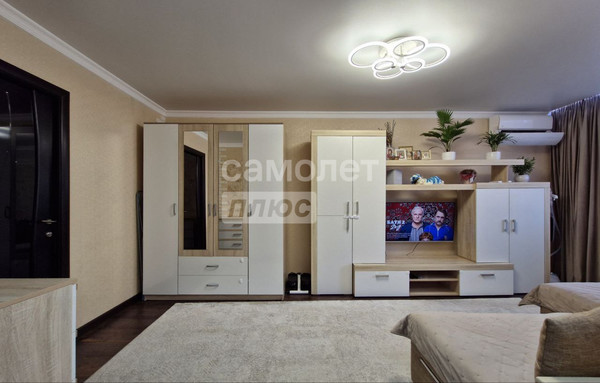 Продам двухкомнатную (2-комн.) квартиру, Краснодарская ул, 240, Славянск-на-Кубани г