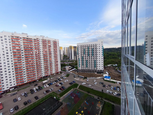 Продам однокомнатную (1-комн.) квартиру, Лесопарковая ул, 25, Красноярск г