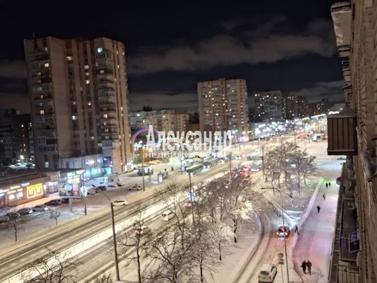 Продам двухкомнатную (2-комн.) квартиру, Ленинский пр-кт, 130/6, Санкт-Петербург г