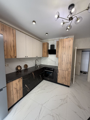 Продам однокомнатную (1-комн.) квартиру, Славы ул, 50к3, Мирное с