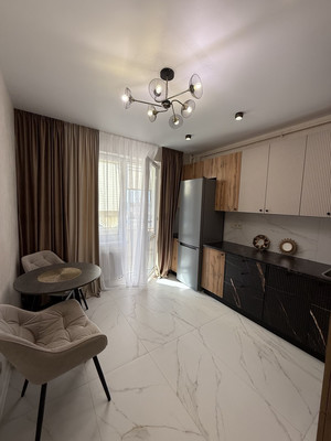 Продам однокомнатную (1-комн.) квартиру, Славы ул, 50к3, Мирное с