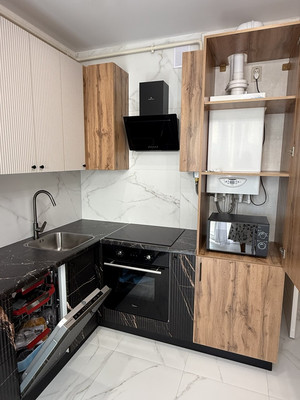 Продам однокомнатную (1-комн.) квартиру, Славы ул, 50к3, Мирное с