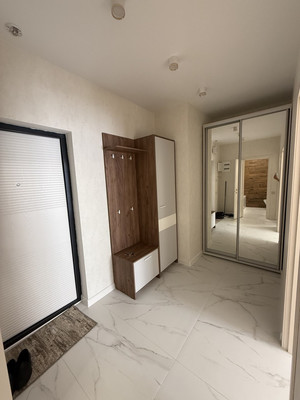 Продам однокомнатную (1-комн.) квартиру, Славы ул, 50к3, Мирное с