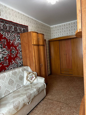 Продам однокомнатную (1-комн.) квартиру, Лизы Чайкиной ул, 13/166, Симферополь г